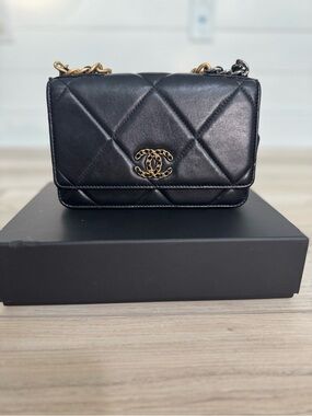 CHANEL Black Quilted WOC with Mixed Metal Chain